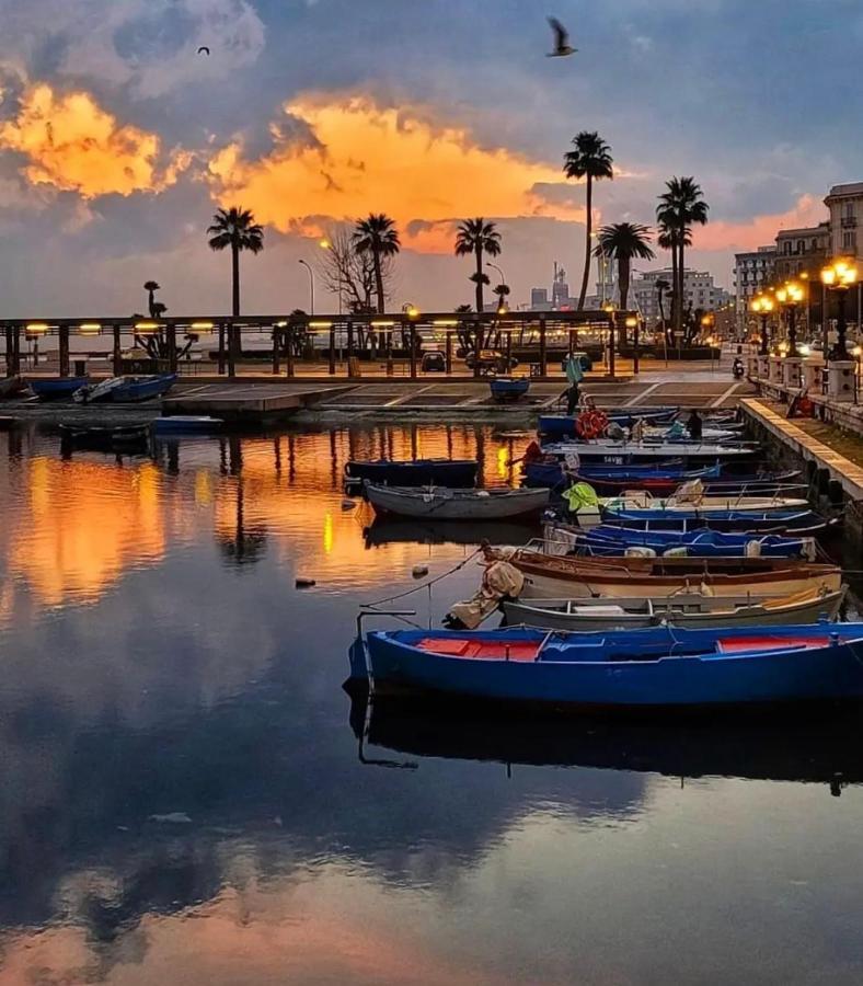 Annamaria - Central Station Charming Accommodation Bari Exterior foto